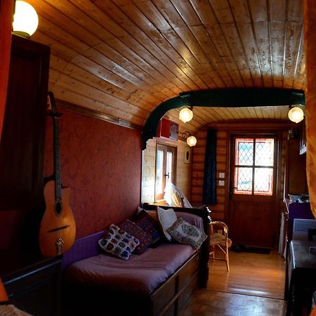 La Roulotte De La Fay Villa Dompierre-les-Ormes Eksteriør billede